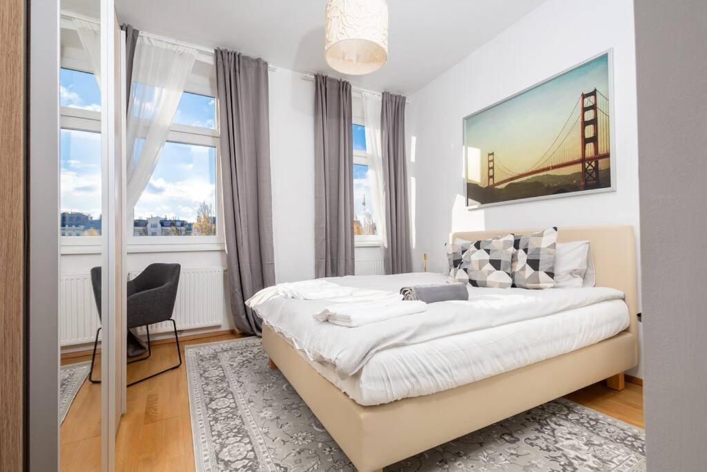 Orestaliving- 3Br On The Daube Canal/Friedensbruecke فيينا المظهر الخارجي الصورة