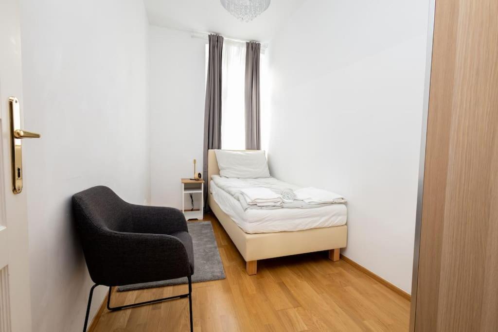 Orestaliving- 3Br On The Daube Canal/Friedensbruecke فيينا المظهر الخارجي الصورة