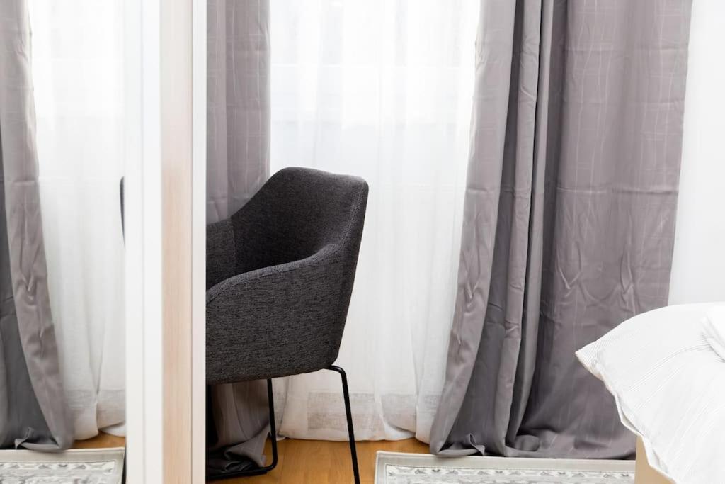 Orestaliving- 3Br On The Daube Canal/Friedensbruecke فيينا المظهر الخارجي الصورة