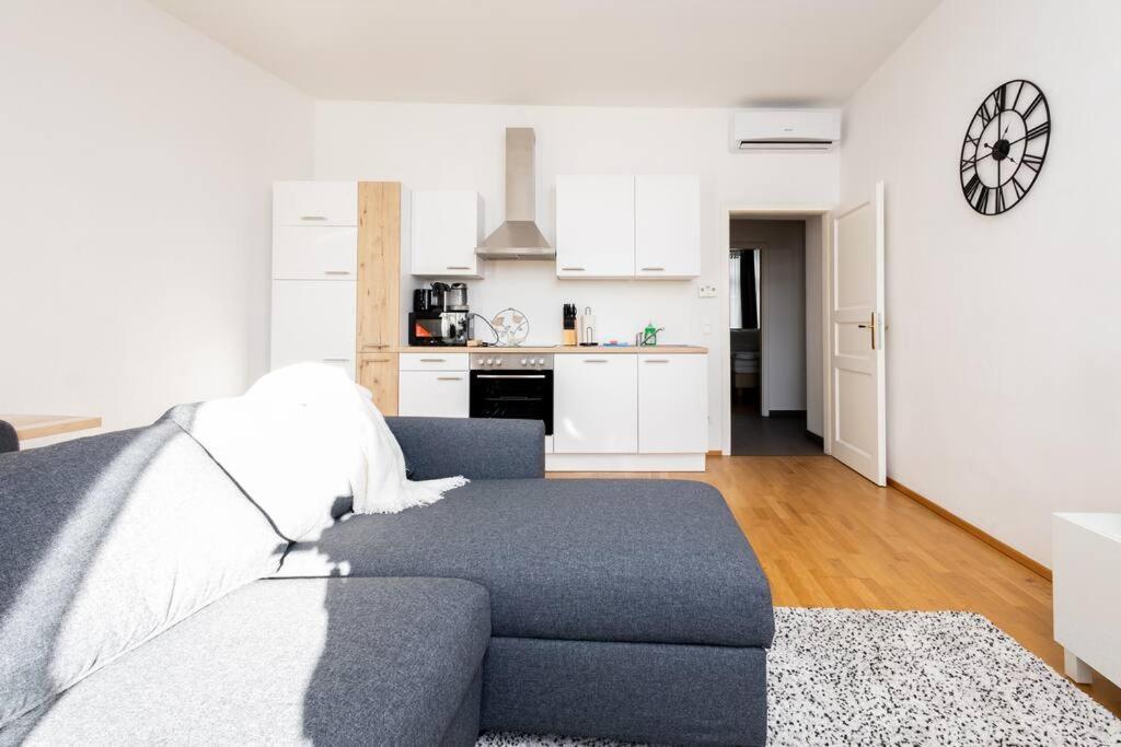 Orestaliving- 3Br On The Daube Canal/Friedensbruecke فيينا المظهر الخارجي الصورة